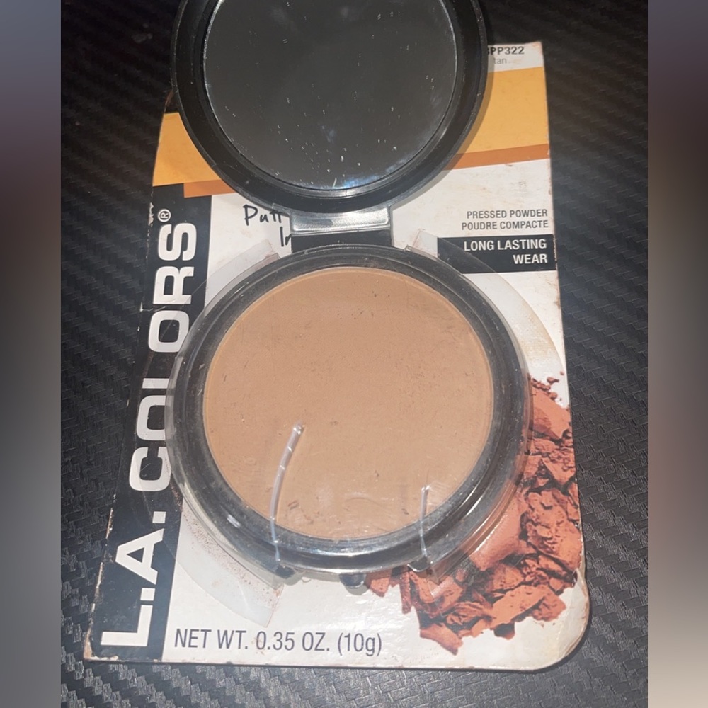 L.A Colors Pressed Powder